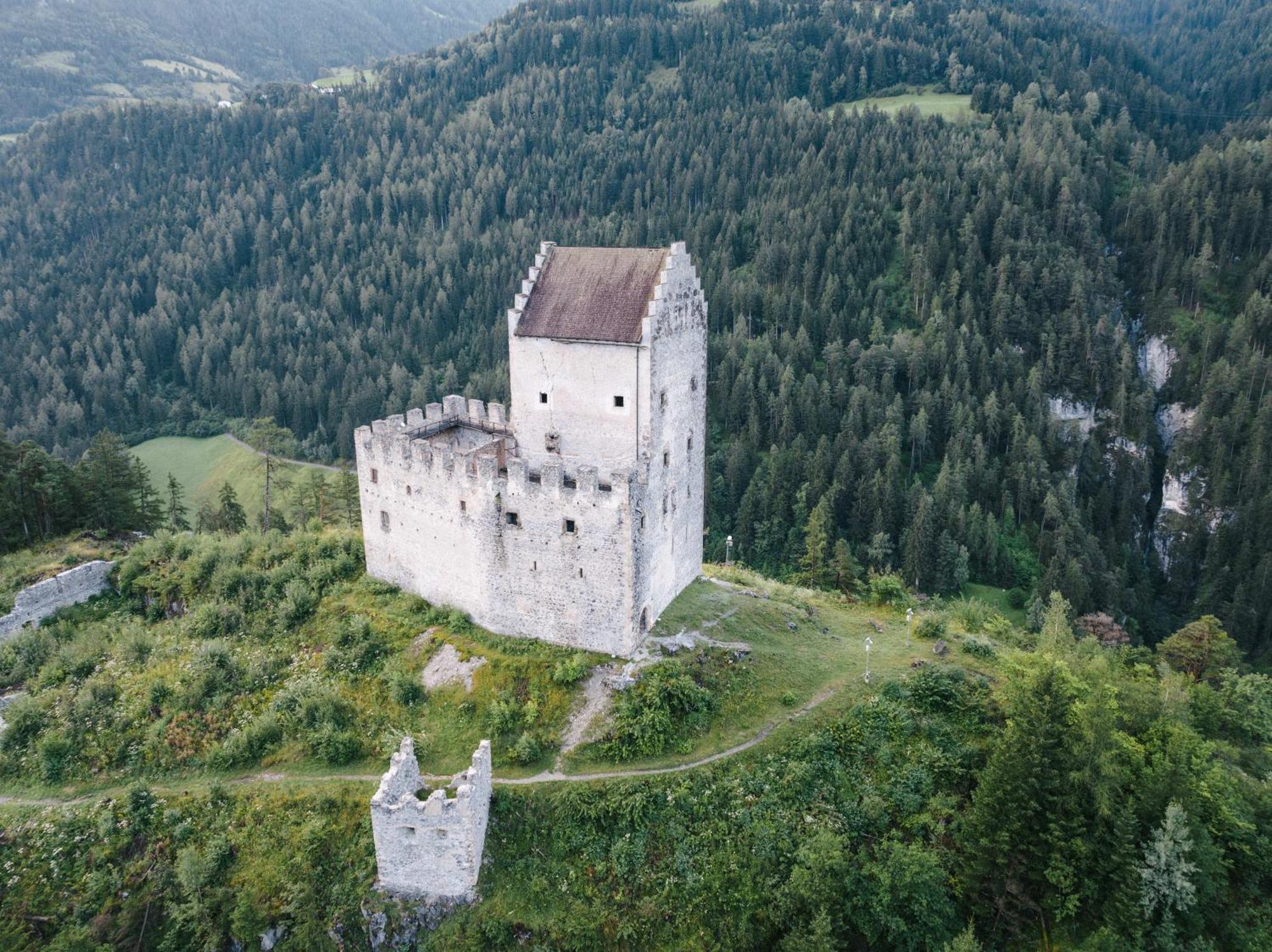 Klostergut Kronburg Zams Kültér fotó